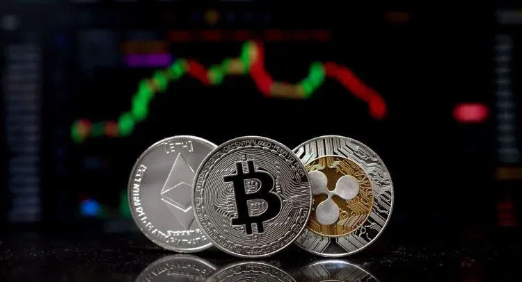 Nếu Bitcoin sụp đổ, điều gì sẽ xảy ra với Ether và XRP?