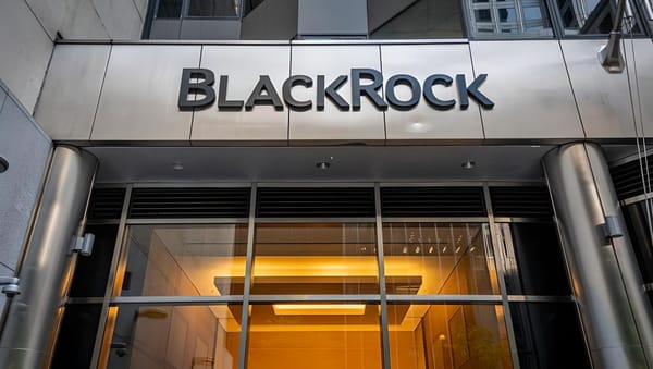Bitcoin "Virtual Pump" to $30,000 Due to Fake News of SEC Approval of BlackRock's Bitcoin Spot ETF Proposal